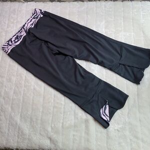 Tail Activewear Pink Zebra Black Split Cuff Yoga Capri Legging Small 4/6 Running